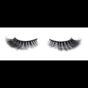 100% Siberian Mink Fur 3D Eyelashes -MAGNIFIQUE